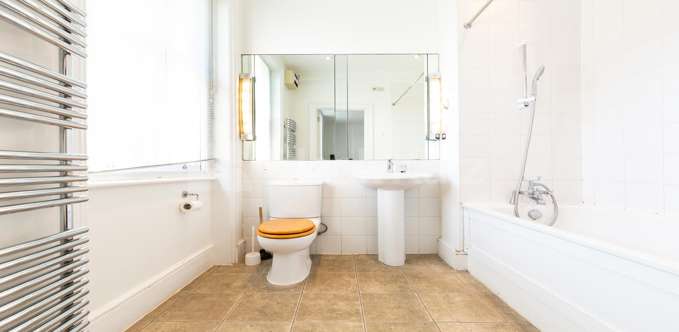 			BLOOMSBURY ZONE 1 LOCATION!, 1 Bedroom, 1 bath, 1 reception Flat			 Bedford Place, BLOOMSBURY